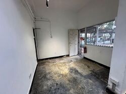 Ang Mo Kio Avenue 6 (D20), Shop House #589749231